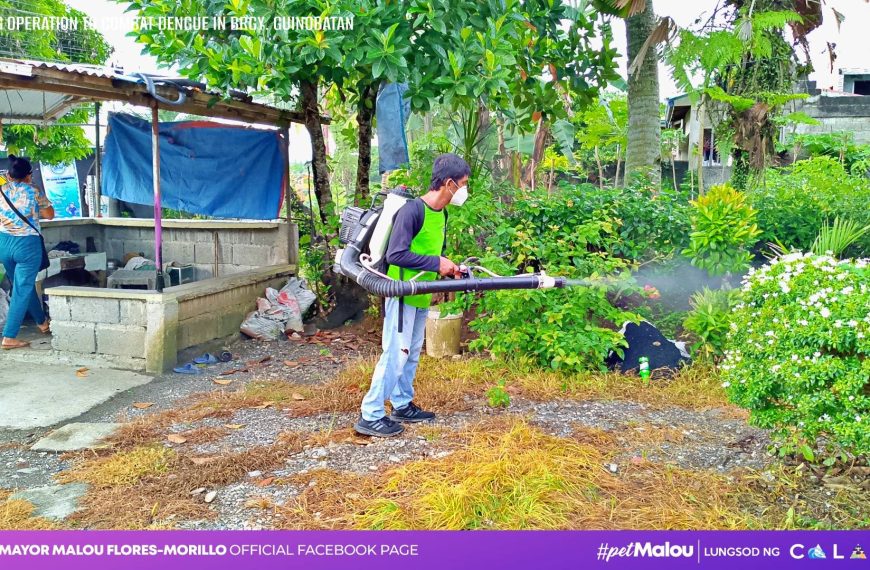 PAMAHALAANG LUNGSOD KUMIKILOS KONTRA DENGUE — MISTING ACTIVITY PINANGUNAHAN NG CITY HEALTH AND SANITATION DEPARTMENT