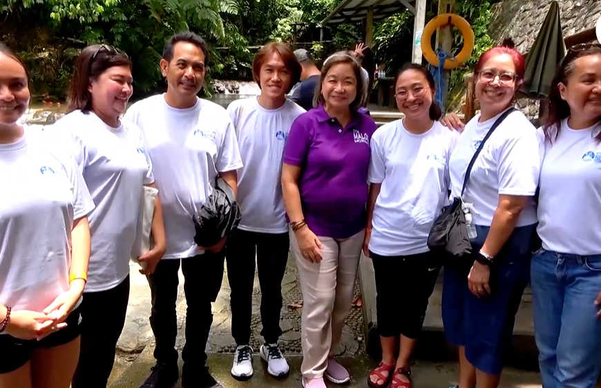 Peace Corps Volunteers Meet & Greet with Mayor Morillo